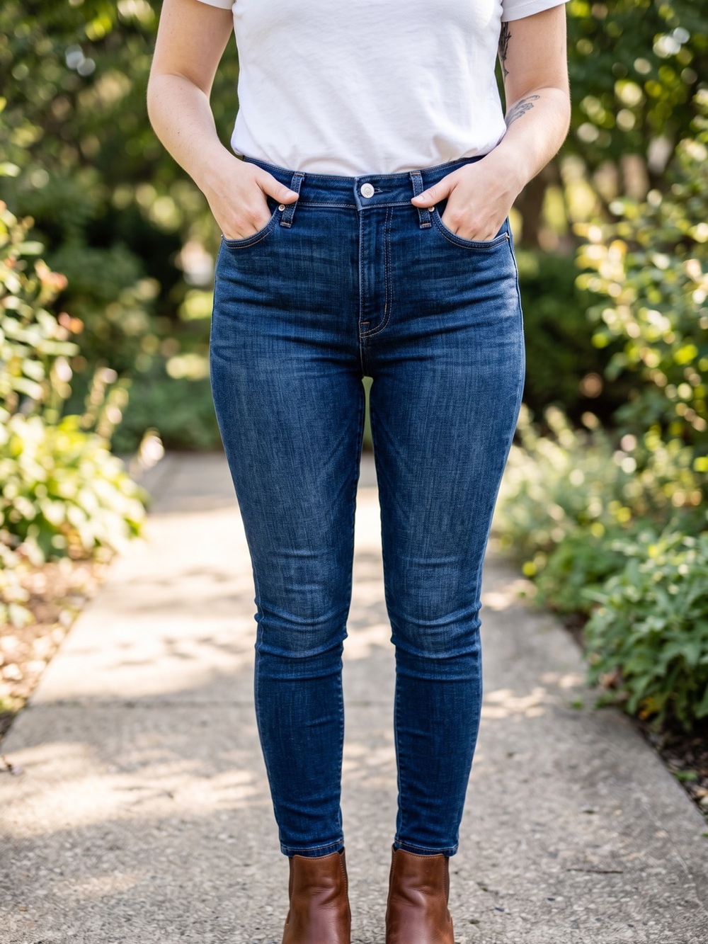 ❄️ Levi’s • Dark Indigo Skinny Jeans - Slim Fit Stretch • Women’s 27